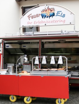 Erlebniscatering aus dem Feuerwehrauto